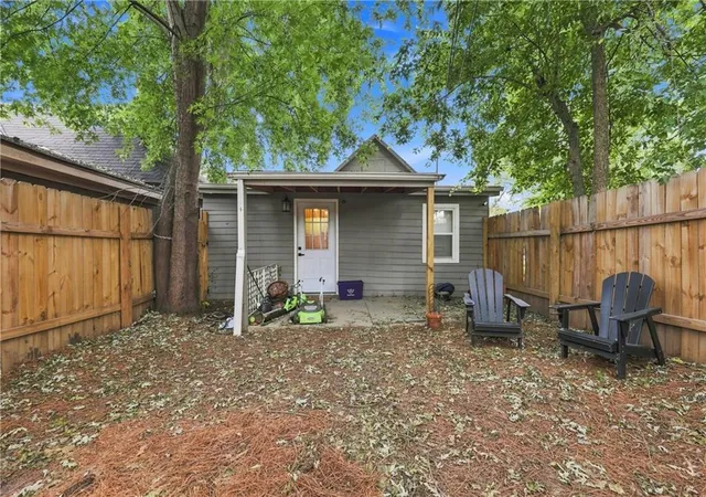 Photo 15 of Single family home for sale at 4826 E 6th St, Kansas City, MO 64124 | MLS# 2638904 | Listing updated on 2026-09-04