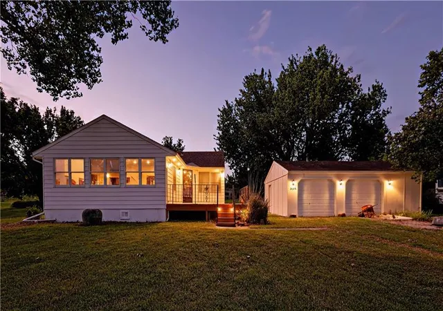 1st image of 2629 South Shore Dr, Vassar, KS 66543 | MLS# 2638909