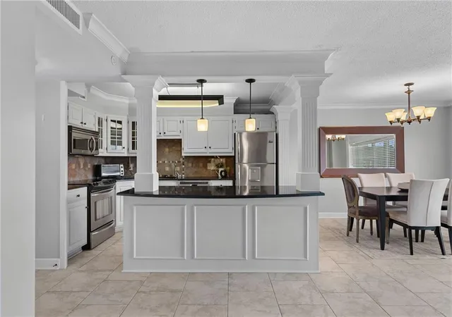 Photo 1 of Condo for sale at 4545 Wornall Rd #206, Kansas City, MO 64111 | MLS# 2638917 | Listing updated on 2026-09-03
