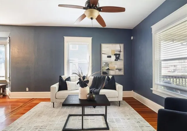 Photo 4 of Single family home for sale at 3911 Central St, Kansas City, MO 64111 | MLS# 2638918 | Listing updated on 2026-09-22