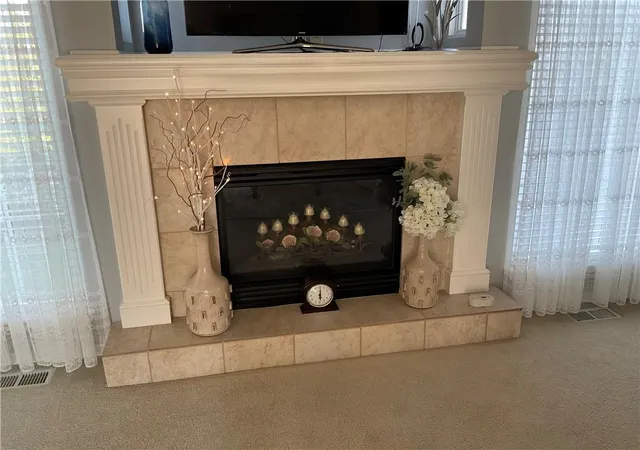 Single family home for sale at 8543 N Robinhood Ave, Kansas City, MO 64154 | MLS# 2638939 | Listing updated on 2026-09-23