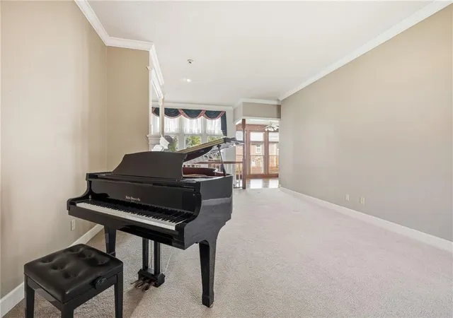 Photo 4 of Sale Pending at 211 E 130Th Ct, Kansas City, MO 64145 | MLS# 2638982 | Listing updated on 2026-09-03
