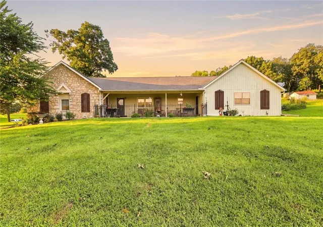 Photo 1 of Single family home for sale at 18676 Logan Rd, Leavenworth, KS 66048 | MLS# 2638992 | Listing updated on 2026-09-03
