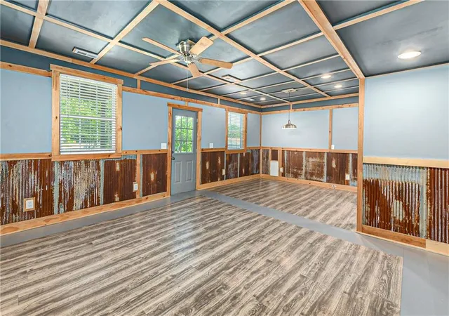 3rd image of 1001 Laurel St, Pleasanton, KS 66075 | MLS# 2639009