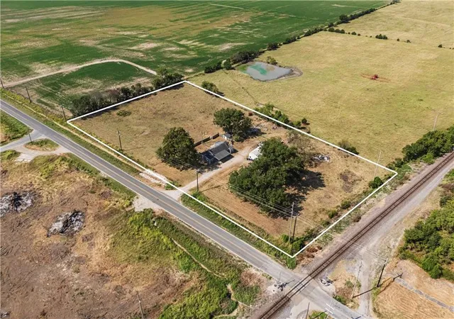 2nd image of 1657 4700 Rd, Coffeyville, KS 67337 | MLS# 2639021