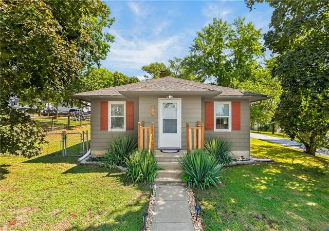 Photo 1 of Sale Pending at 105 S July St W, Dearborn, MO 64439 | MLS# 2639028 | Listing updated on 2026-09-20