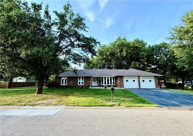 Photo 3 of Single family home for sale at 111 Samphill St, Lawson, MO 64062 | MLS# 2639038 | Listing updated on 2026-09-05