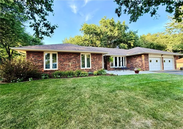 Photo 4 of Single family home for sale at 111 Samphill St, Lawson, MO 64062 | MLS# 2639038 | Listing updated on 2026-09-05
