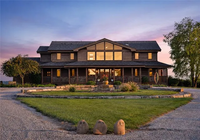2nd image of 521 N 1450th Rd, Lawrence, KS 66049 | MLS# 2639059
