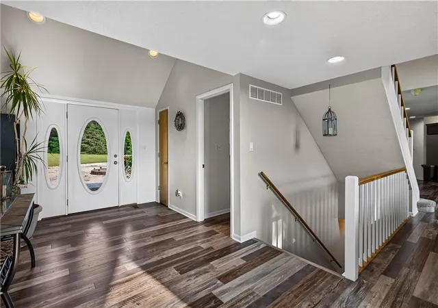 Photo 2 of Sale Pending at 21185 R Rd, Holton, KS 66436 | MLS# 2639066 | Listing updated on 2026-09-28