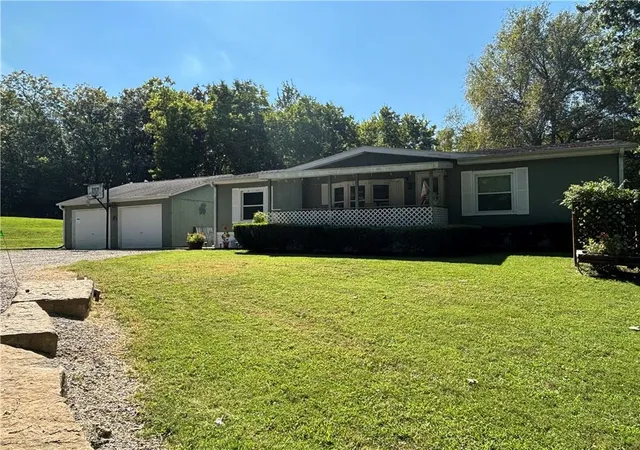 Photo 2 of Single family home for sale at 114 Trout Ct, Gallatin, MO 64640 | MLS# 2639080 | Listing updated on 2026-10-08