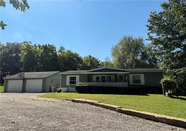 Photo 3 of Single family home for sale at 114 Trout Ct, Gallatin, MO 64640 | MLS# 2639080 | Listing updated on 2026-10-08