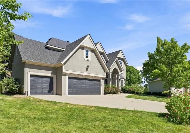 Photo 2 of Sale Pending at 13108 W 73rd Terrace, Shawnee, KS 66216 | MLS# 2639083 | Listing updated on 2026-09-13