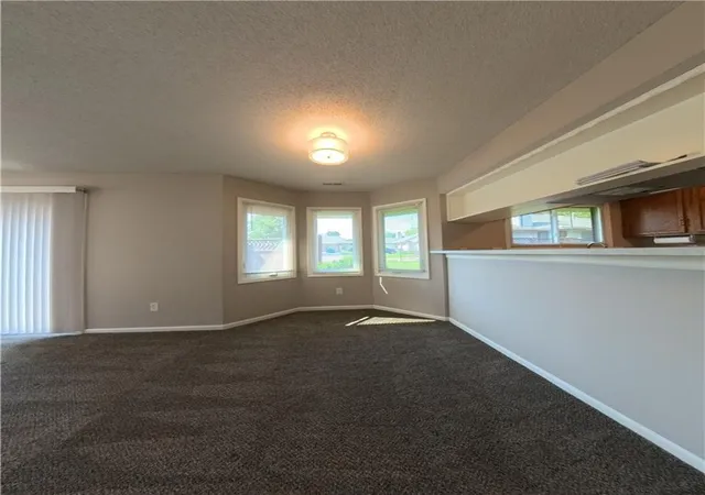 Photo 3 of Townhouse for sale at 4022 10th Ave, Leavenworth, KS 66048 | MLS# 2639085 | Listing updated on 2026-08-28