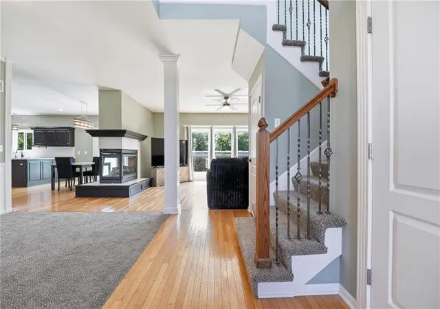 Photo 3 of Single family home for sale at 805 N Cherry Ln, Smithville, MO 64089 | MLS# 2639095 | Listing updated on 2026-09-02