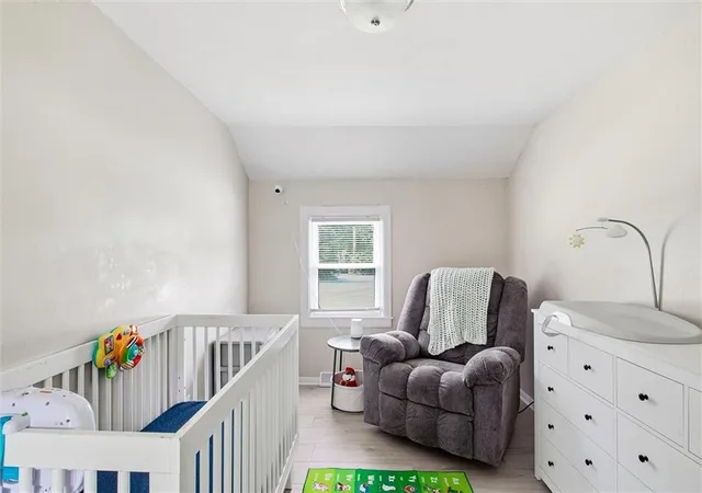 Photo 5 of Sale Pending at 8915 N Lathrop Dr, Kansas City, MO 64155 | MLS# 2639121 | Listing updated on 2026-09-01