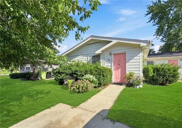 Photo 2 of Multi family home for sale at 104 E Sunrise Dr, Belton, MO 64012 | MLS# 2639130 | Listing updated on 2026-09-05