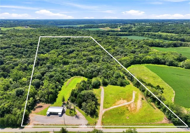 Photo 2 of Single family home for sale at 14552 County Road 337 N/a, Savannah, MO 64485 | MLS# 2639142 | Listing updated on 2026-08-30