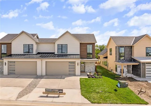 1st image of 9716 Jupiter St, Lenexa, KS 66219 | MLS# 2639151