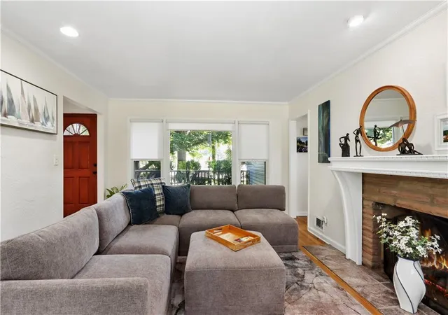 Photo 3 of Single family home for sale at 2001 W 86Th St, Leawood, KS 66206 | MLS# 2639157 | Listing updated on 2026-10-01