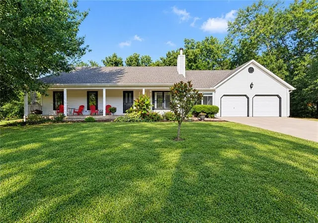 1st image of 1102 S Elm St, Louisburg, KS 66053 | MLS# 2639159