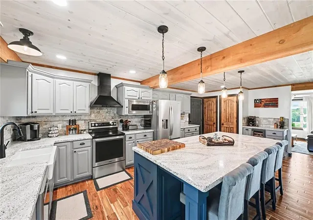Photo 3 of Single family home for sale at 1434 Us Hwy 75 Hwy, Burlington, KS 66839 | MLS# 2639164 | Listing updated on 2026-08-31