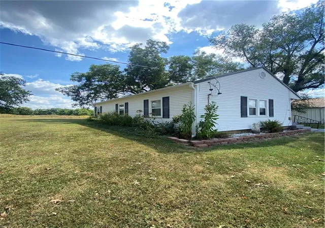 4th image of 1208 S Towers , Lots 51,52,53,54 St, Clinton, MO 64735 | MLS# 2639175