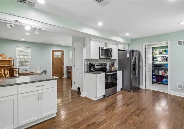 Photo 3 of Single family home for sale at 312 S Church St, Olathe, KS 66061 | MLS# 2639185 | Listing updated on 2026-09-29