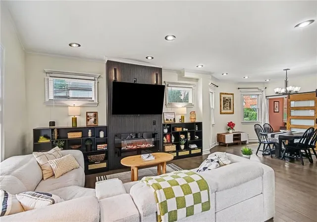 Photo 4 of Single family home for sale at 3012 Flora Ave, Kansas City, MO 64109 | MLS# 2639196 | Listing updated on 2026-09-18