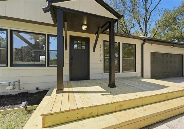 Photo 2 of Single family home for sale at 5114 S Fuller Dr, Independence, MO 64055 | MLS# 2639207 | Listing updated on 2026-10-03