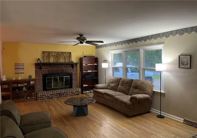 Photo 3 of Single family home for sale at 205 E Maple St, Raymore, MO 64083 | MLS# 2639226 | Listing updated on 2026-08-29