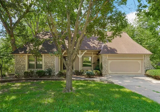 Photo 1 of Single family home for sale at 4408 Nw Normandy Ln, Kansas City, MO 64116 | MLS# 2639232 | Listing updated on 2026-09-05