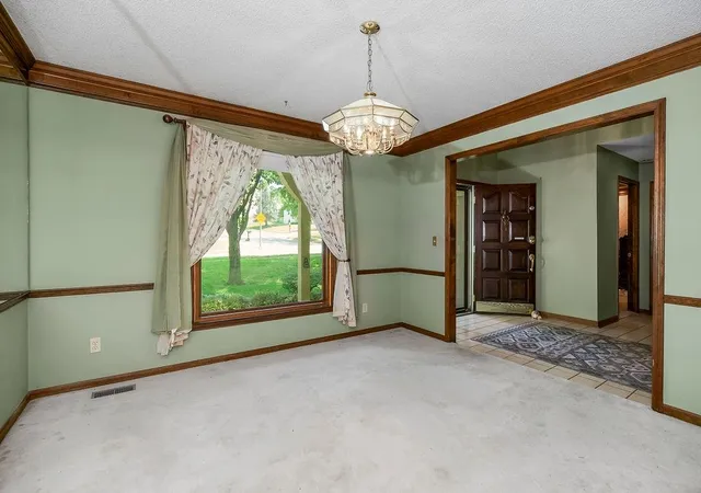 Photo 4 of Single family home for sale at 4408 Nw Normandy Ln, Kansas City, MO 64116 | MLS# 2639232 | Listing updated on 2026-09-05