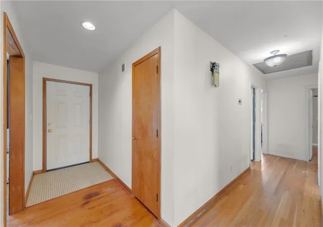 Photo 3 of Single family home for sale at 24849 W 247Th St, Paola, KS 66071 | MLS# 2639238 | Listing updated on 2026-10-16