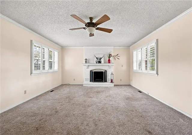 5th image of 5460 175Th St, Stilwell, KS 66085 | MLS# 2639260