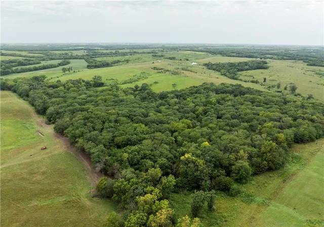 Photo 4 of Land for sale at 0000 E 320Th Ave, Brimson, MO 64481 | MLS# 2639262 | Listing updated on 2026-10-06