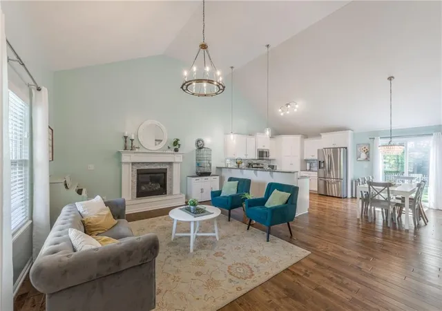 Photo 2 of Single family home for sale at 1309 Regency Dr, Kearney, MO 64060 | MLS# 2639264 | Listing updated on 2026-08-31
