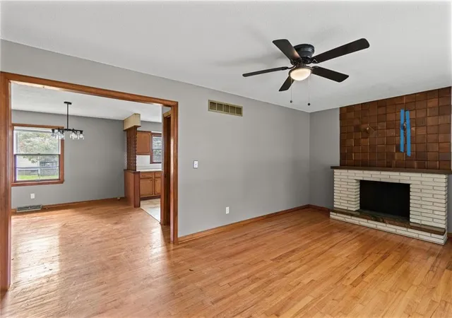 Photo 5 of Single family home for sale at 506 Country Club Rd, Lexington, MO 64067 | MLS# 2639265 | Listing updated on 2026-09-04