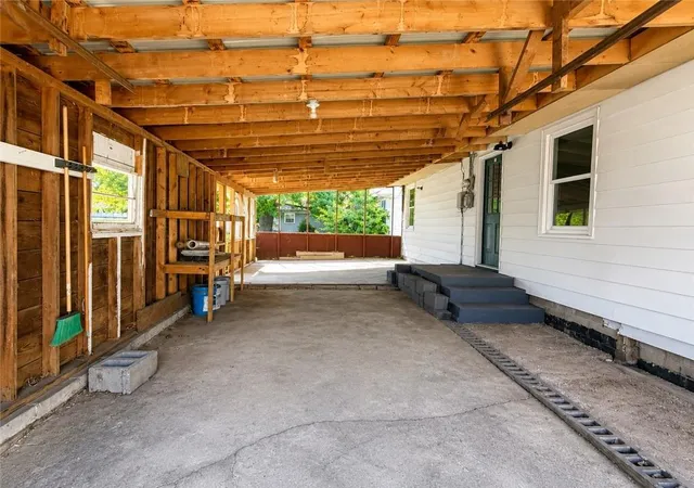 Photo 4 of Single family home for sale at 202 Clay St, Chillicothe, MO 64601 | MLS# 2639274 | Listing updated on 2026-09-05