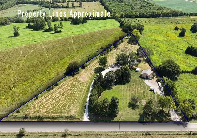 50th image of 829 N 500th Rd, Baldwin City, KS 66006 | MLS# 2639287
