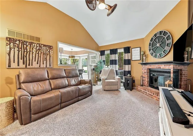 Photo 4 of Sale Pending at 3306 Nw Shannon Ct, Blue Springs, MO 64015 | MLS# 2639292 | Listing updated on 2026-08-31
