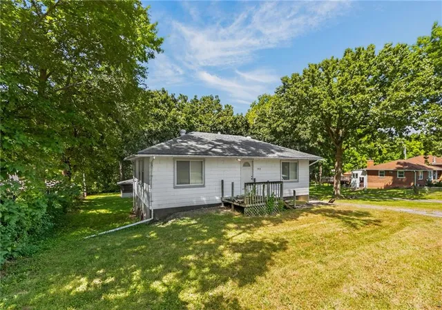 Photo 1 of Sale Pending at 812 N 63rd St, Kansas City, KS 66102 | MLS# 2639296 | Listing updated on 2026-09-02