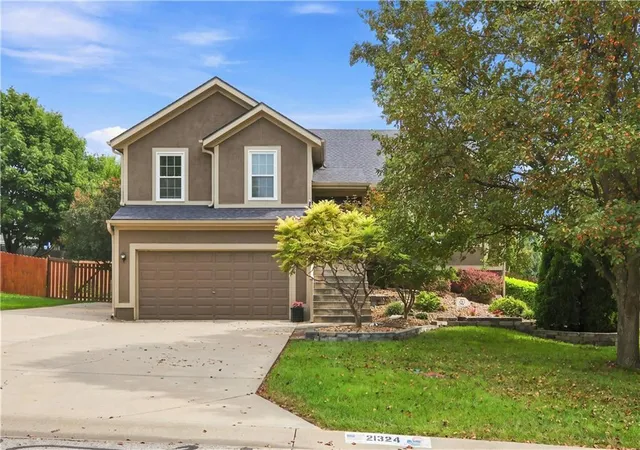 Photo 2 of Single family home for sale at 21324 W 51st Ct, Shawnee, KS 66226 | MLS# 2639328 | Listing updated on 2026-09-19