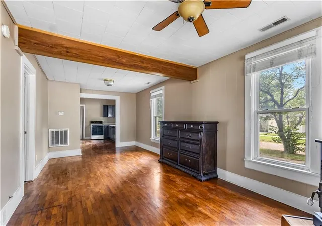 5th image of 302 Pacific Ave, Osawatomie, KS 66064 | MLS# 2639340