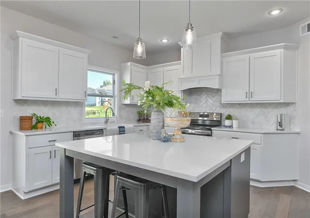 Photo 2 of Single family home for sale at 24620 W 60th Terrace, Shawnee, KS 66226 | MLS# 2639355 | Listing updated on 2026-09-03