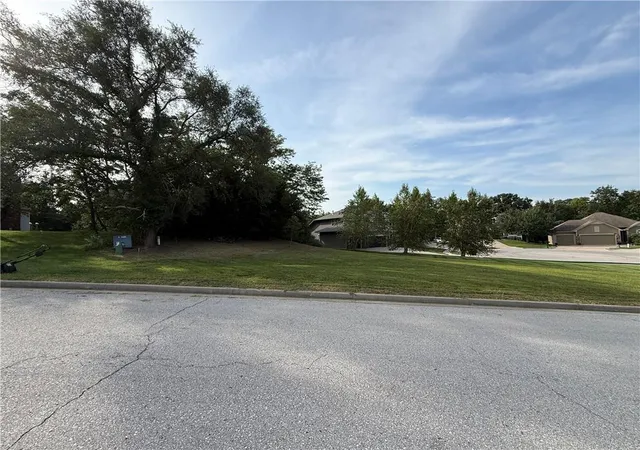 Photo 3 of Land for sale at 12021 Country Clb Ct, Kansas City, MO 64152 | MLS# 2639357 | Listing updated on 2026-09-02