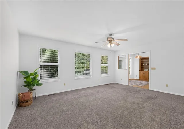 Photo 4 of Sale Pending at 705 Pine Crst Ave, Kearney, MO 64060 | MLS# 2639359 | Listing updated on 2026-09-26