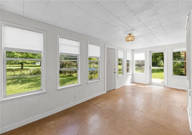 Photo 2 of Single family home for sale at 905 S Lincoln Ave, Raymore, MO 64083 | MLS# 2639360 | Listing updated on 2026-10-07