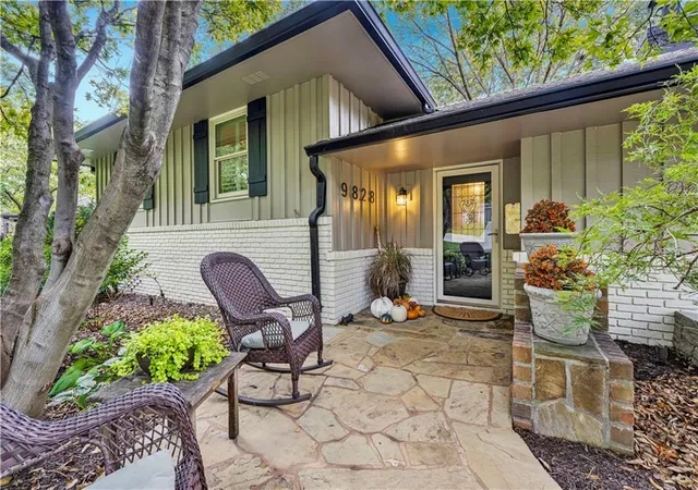 Single family home for sale at 9828 Sagamore Rd, Leawood, KS 66206 | MLS# 2639361