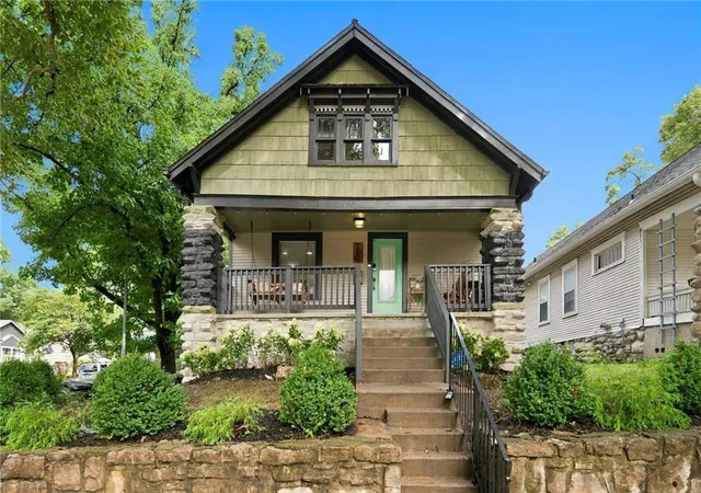 Photo 3 of Single family home for sale at 700 E 43rd Street, Kansas City, MO 64110 | MLS# 2639363 | Listing updated on 2026-09-19